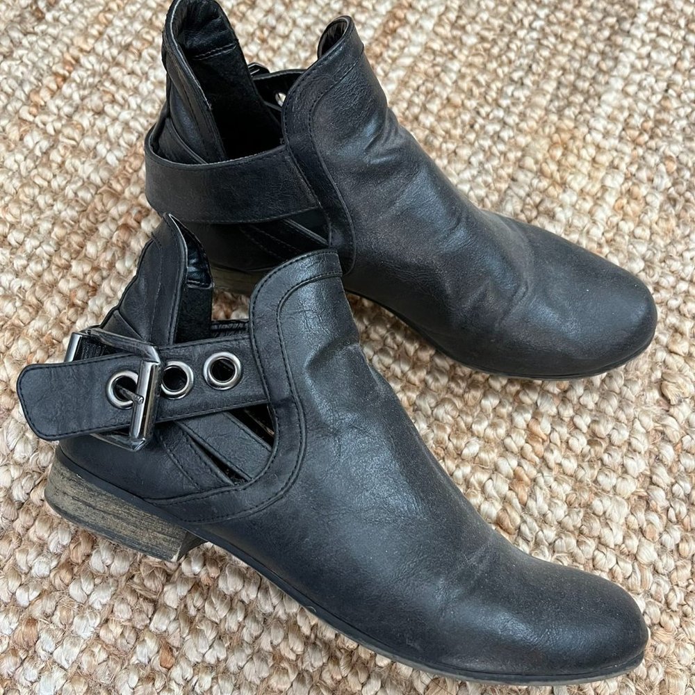 Aldo Black Boots